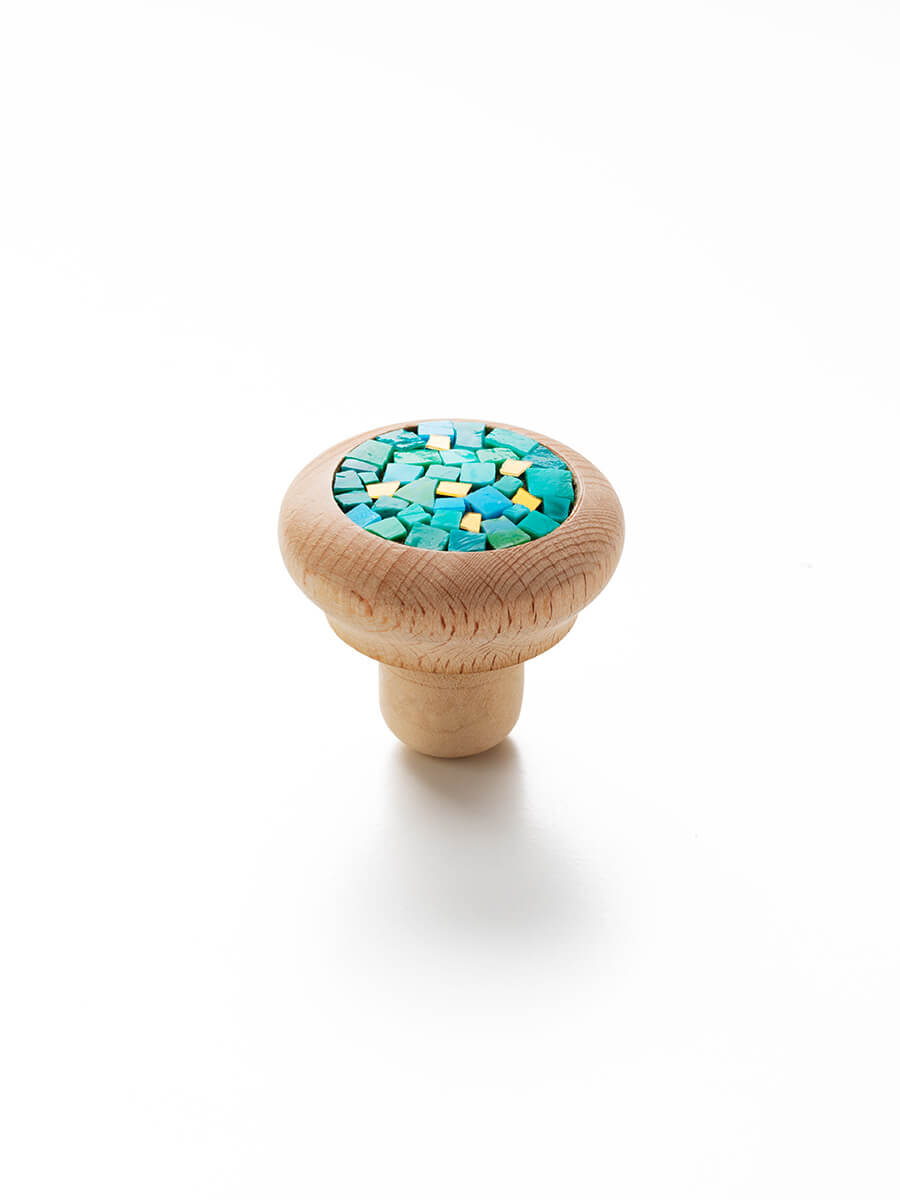 Tappo con livrea in mosaico e Tag NFC integrato | Smartars
